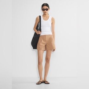 Aritzia Beige Chino High Rise Mid Thigh Pleated Classic Minimal Short Size 4